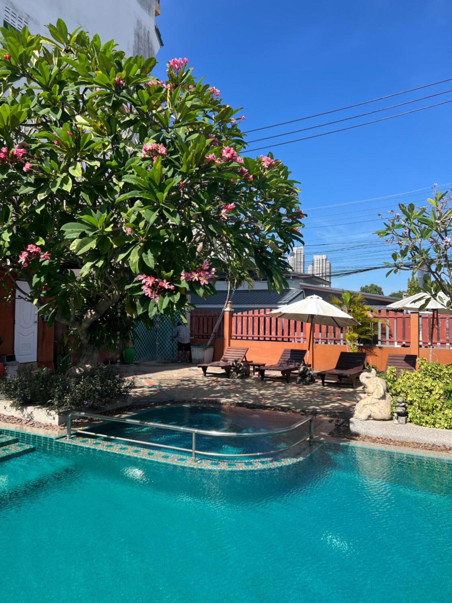Pattara Mansion พัทยา Hotel Pattaya Eksteriør billede